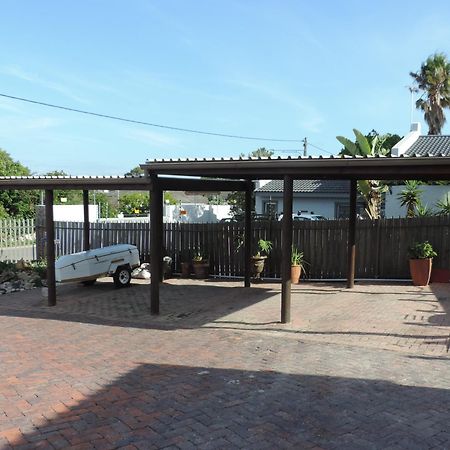 A Time And A Place Plettenbergbaai Buitenkant foto